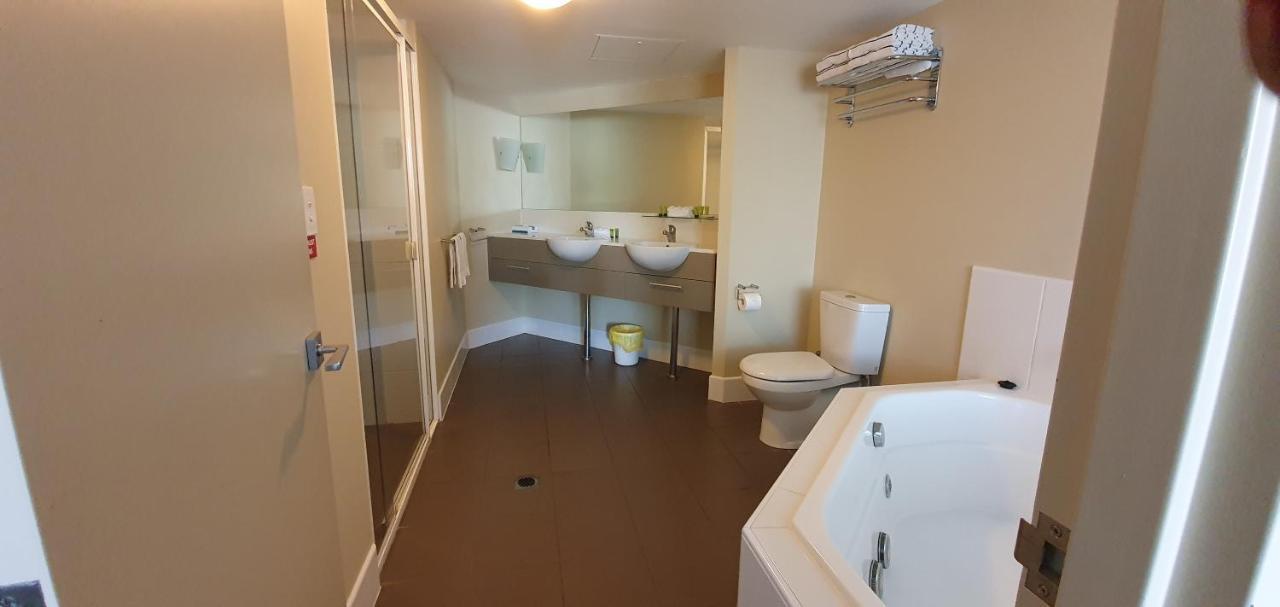 Pier Resort Urangan Exterior foto