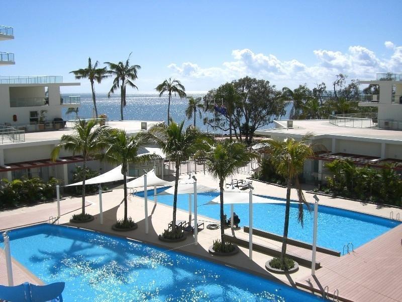 Pier Resort Urangan Exterior foto