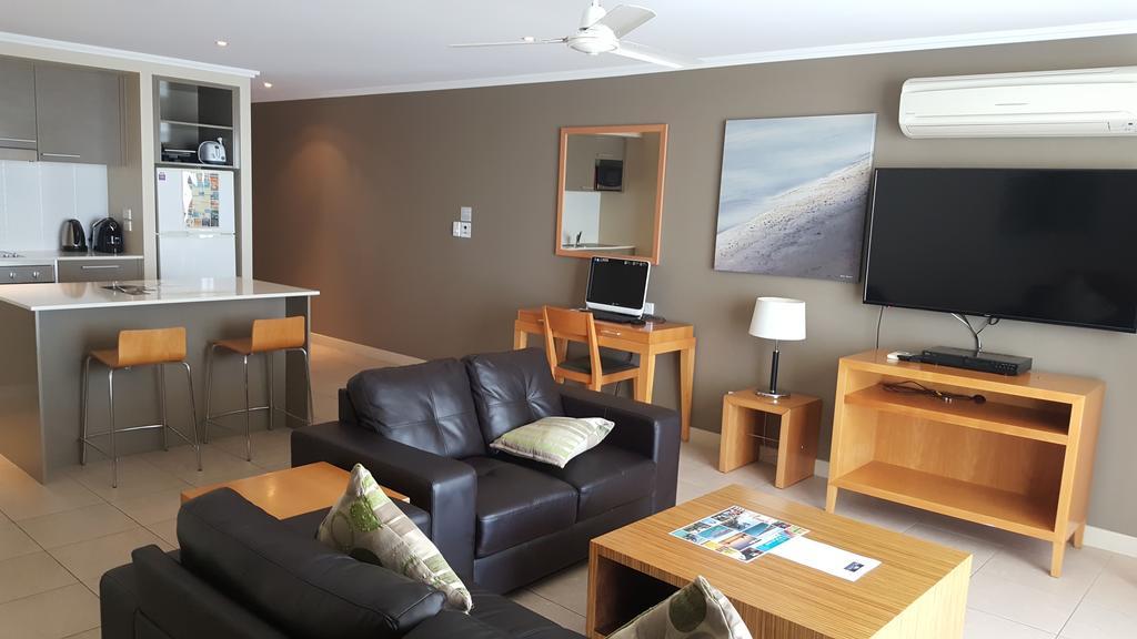 Pier Resort Urangan Exterior foto