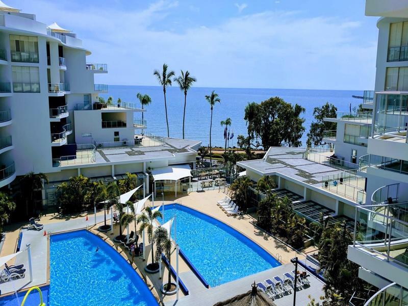 Pier Resort Urangan Exterior foto